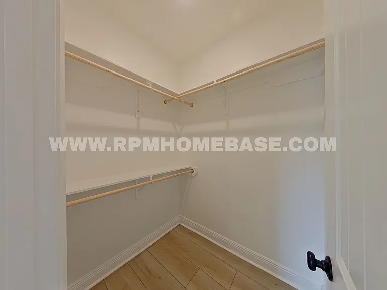 2700 Louise Dr — Photo 13