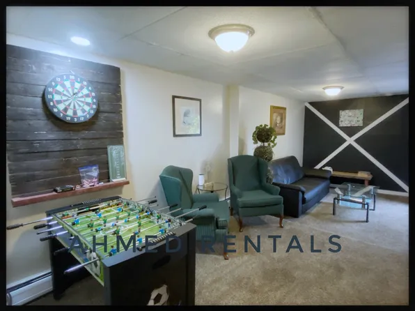 37 Tate St APT 2, Portland, ME 04102
