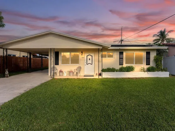 2703 NW 51st Place, Tamarac, FL 33309
