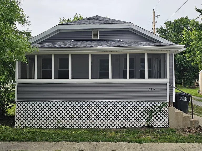 216 W 4th St — Photo 14