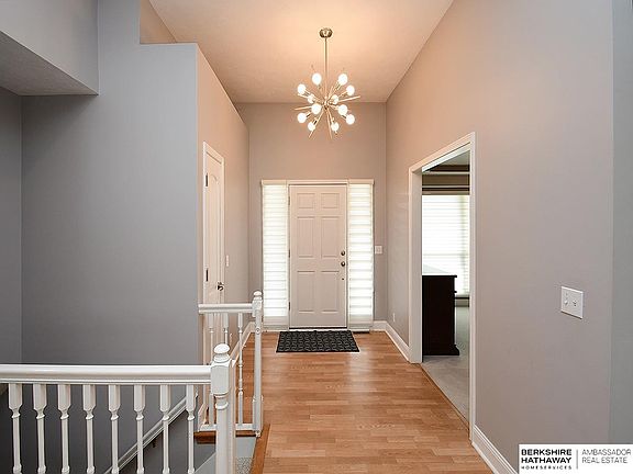 5th image of 20804 Sequoia St