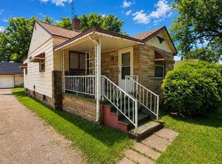 3204 E Hemphill Rd, Burton, MI 48529