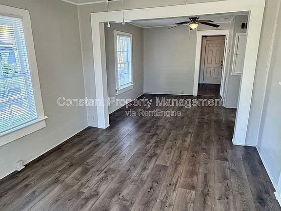 4th image of 116 Lexington Ave