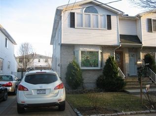 98 Jumel St, Staten Island, NY 10308