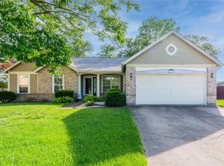 2406 Strawberry Fields Ct, Florissant, MO 63033