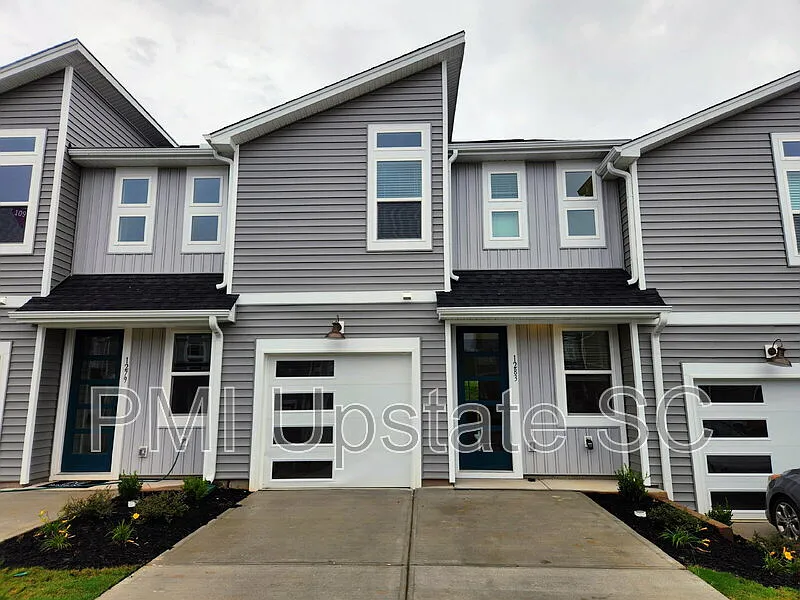 1283 Westgate Village Dr