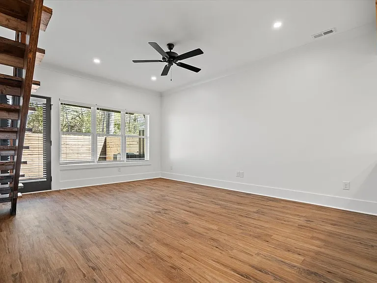1308 Twelve Oaks Ln #1 — Photo 14