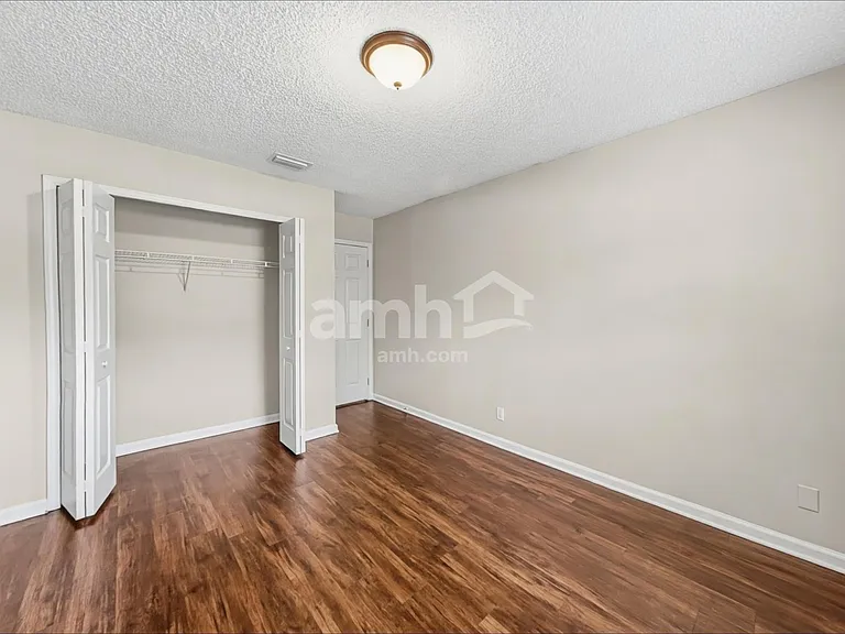 12612 N Ashglen Dr — Photo 12