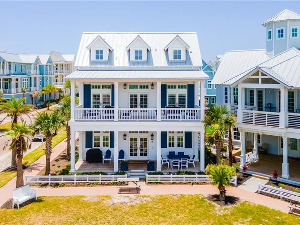 251 Laughter Ln, Port Aransas, TX 78373