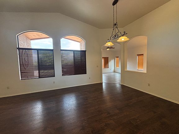4th image of 5305 W Olivine Dr