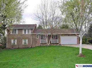 1217 S 108th St, Omaha, NE 68144