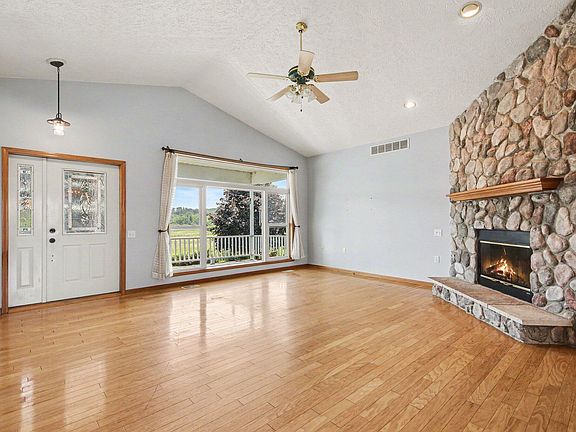 3rd image of 13594 North Ave