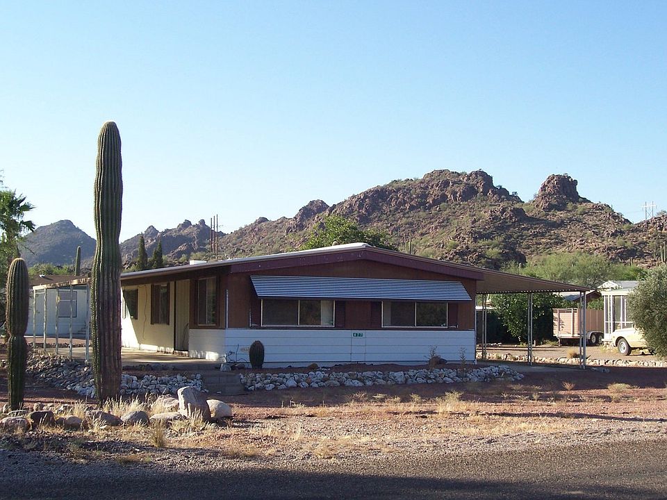 Large Lot. Across from Federal Land