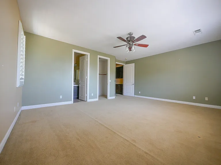 8203 Soft Winds Dr — Photo 14