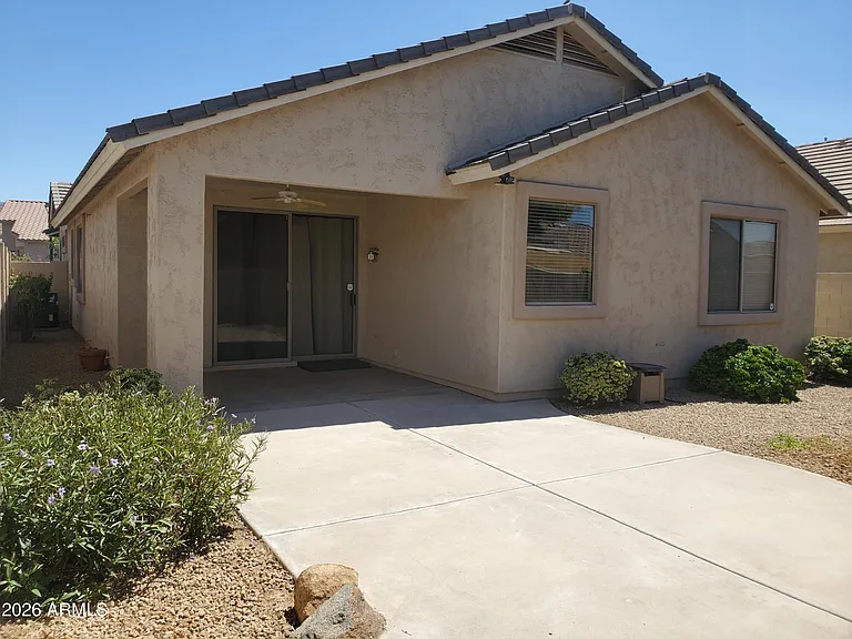 2430 E Darrel Rd — Photo 57