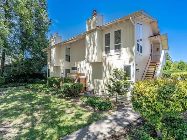 4986 Country Club Drive, Rohnert Park, CA 94928