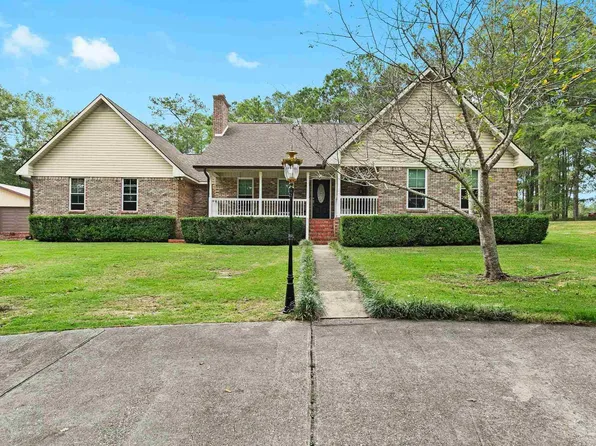 560 Veterans Dr, Monroeville, AL 36460