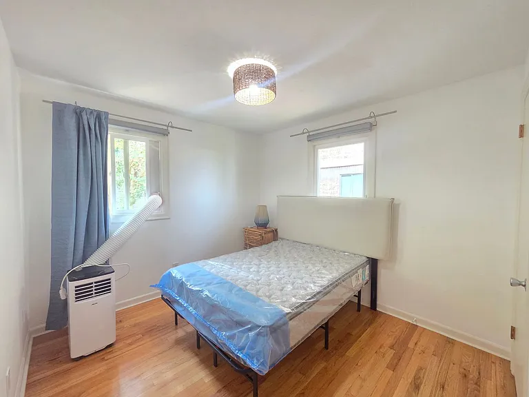 202 E Rockwood Blvd #2 — Photo 14