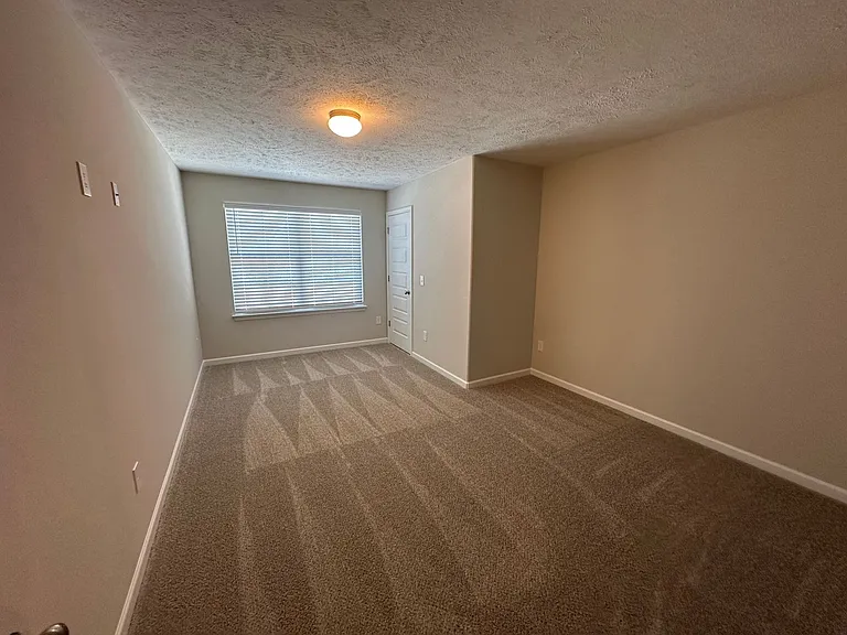 1850 Madison St #302 — Photo 19