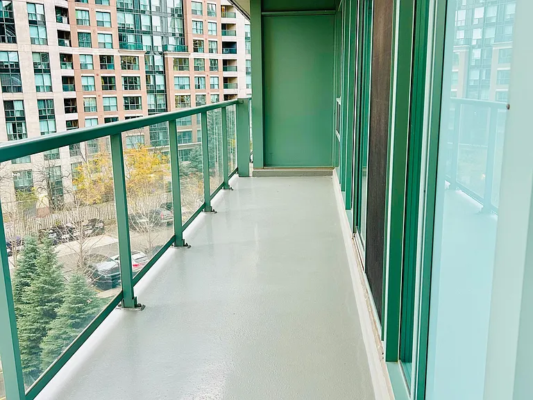 5500 Yonge St #505 — Photo 11