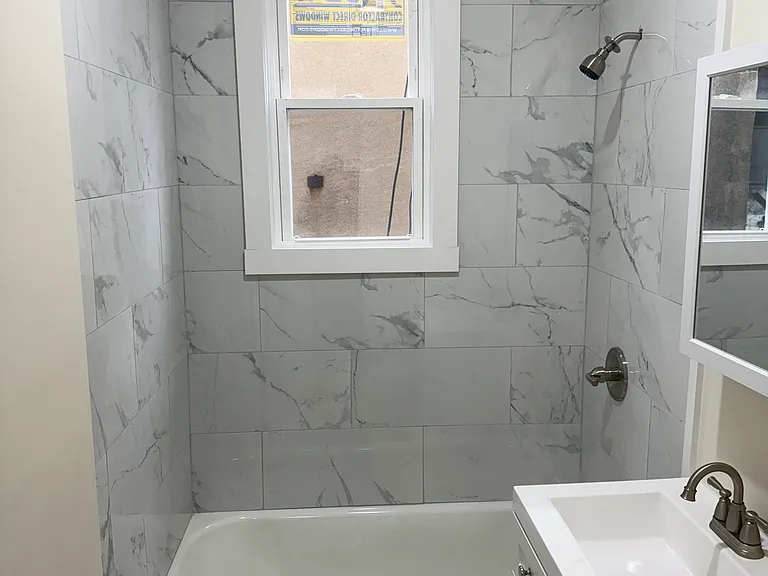 310 Danforth Ave #2 — Photo 2