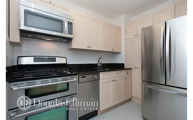 Sold by Douglas Elliman | media 2