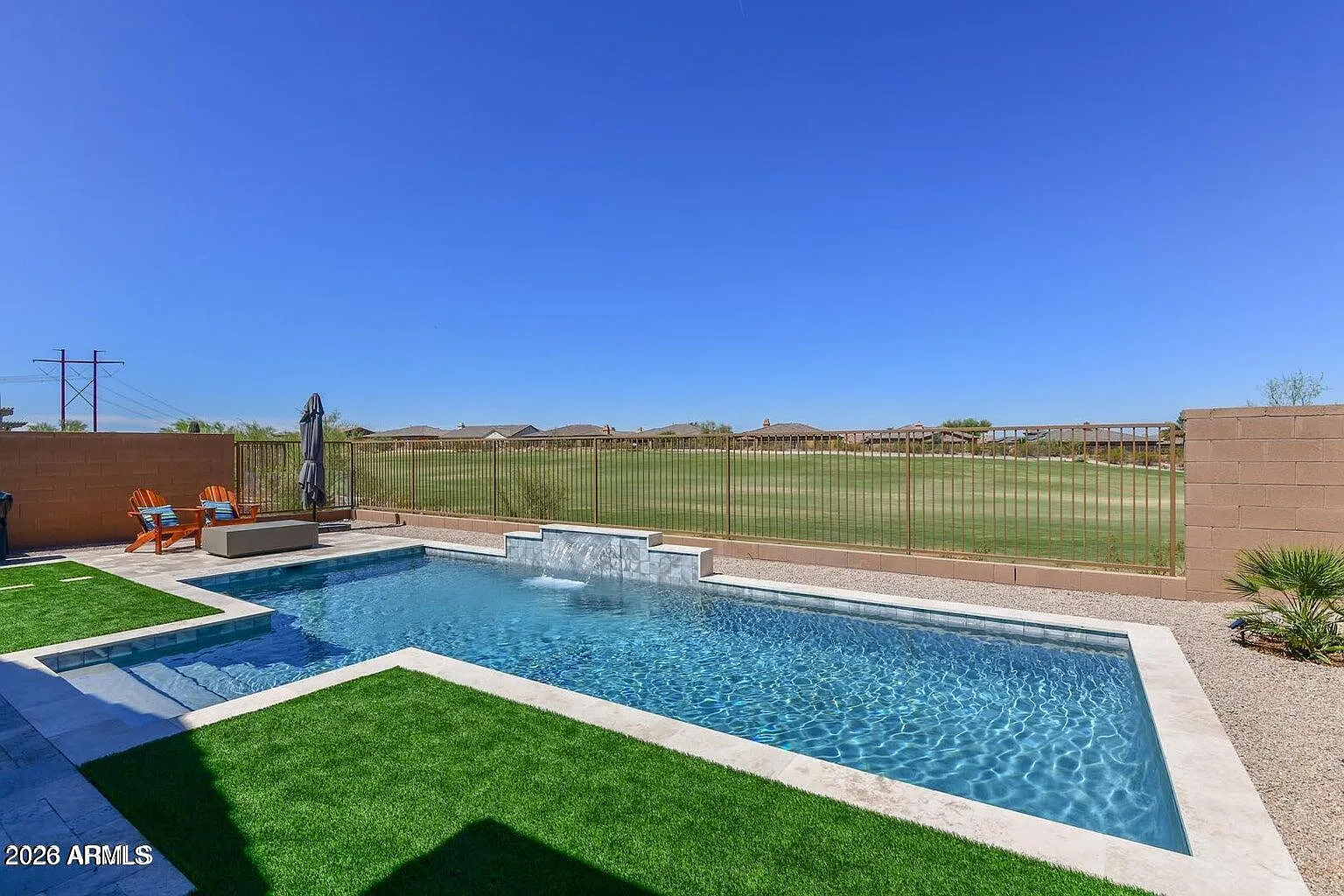 3 bed, 2.5 bath, 2051 sqft, $4,100 — Photo 3