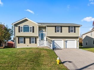 23 Viele Ave, Worcester, MA 01605