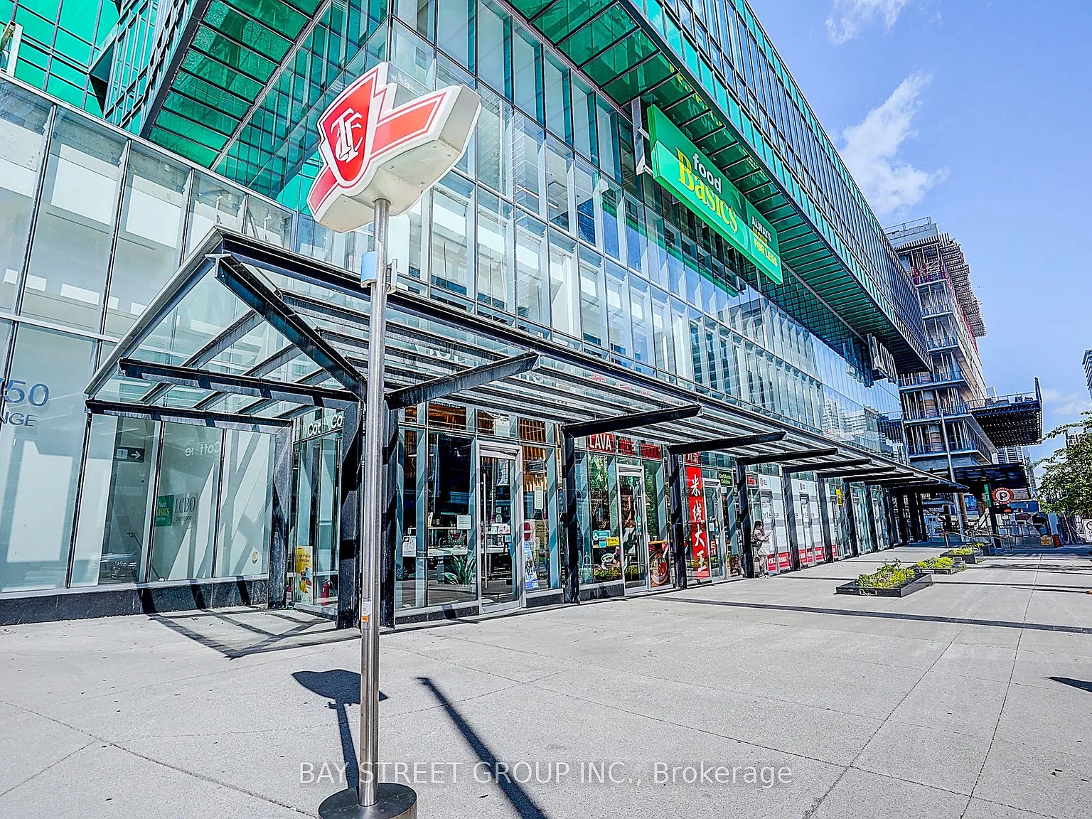 2 bed, $2,750 — Photo 2