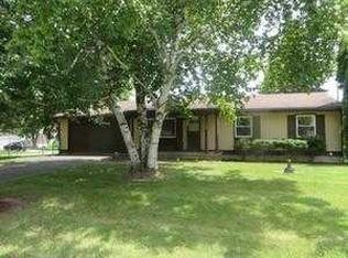 11210 Jerryson Dr, Grand Ledge, MI 48837