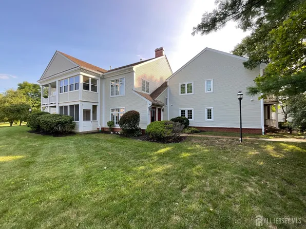 81 Winthrop Rd #C, Monroe Township, NJ 08831