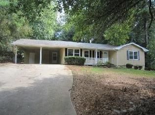 2012 N Oak Dr, Lawrenceville, GA 30044