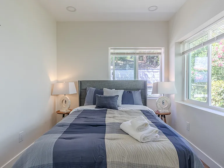 1650 La Loma Rd — Photo 29