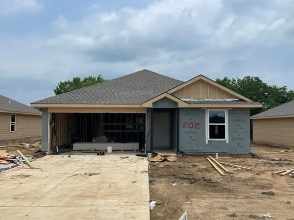 202 Paco Loop, Caldwell, TX 77836