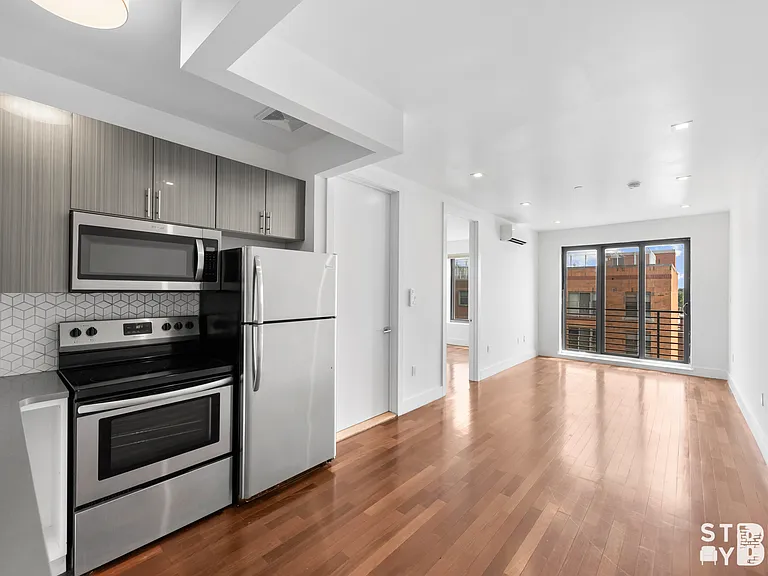 742 Lefferts Ave #5B — Photo 1