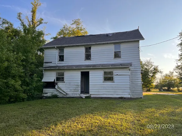 1890 Elder Ave, Nichols, IA 52766