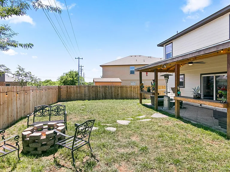 109 Arcadia Pl — Photo 11