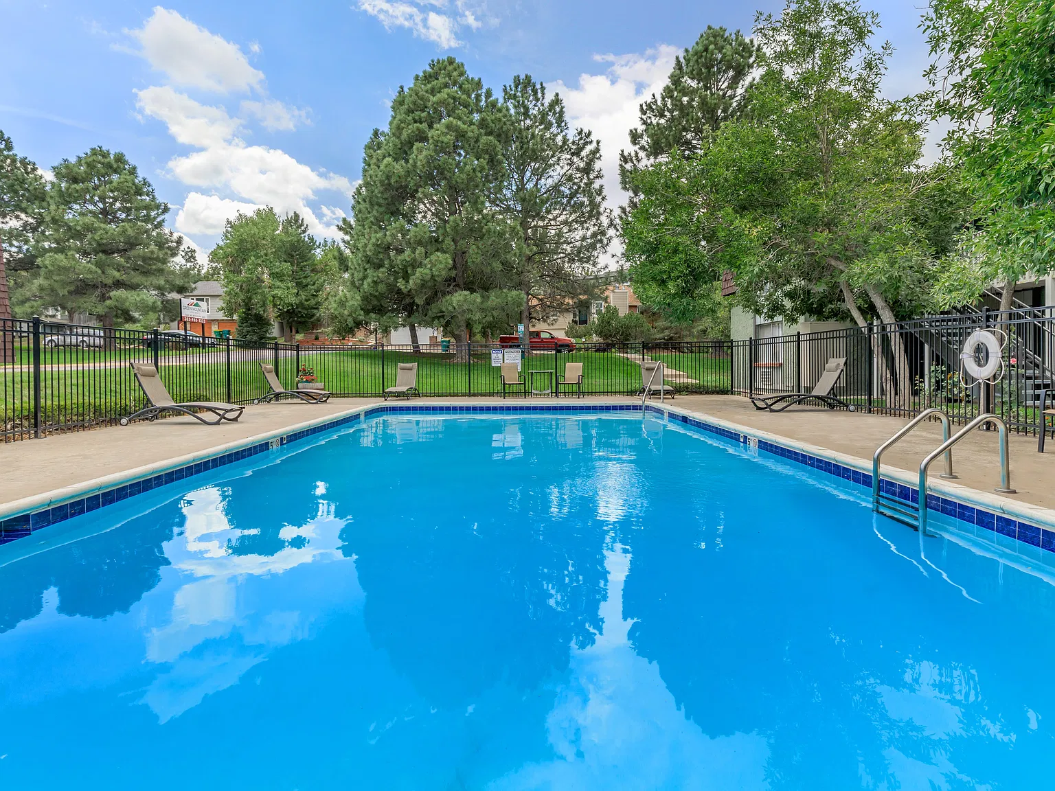 Green Mountain Apartments — Photo 3