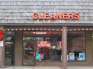 351 E Dundee Rd, Wheeling, IL 60090