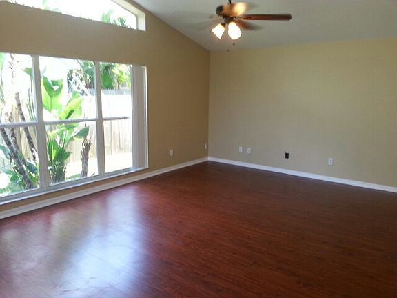 4th image of 1826 Wood Trail St