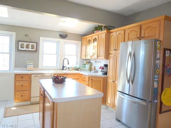 3rd image of 6024 Westminster Dr