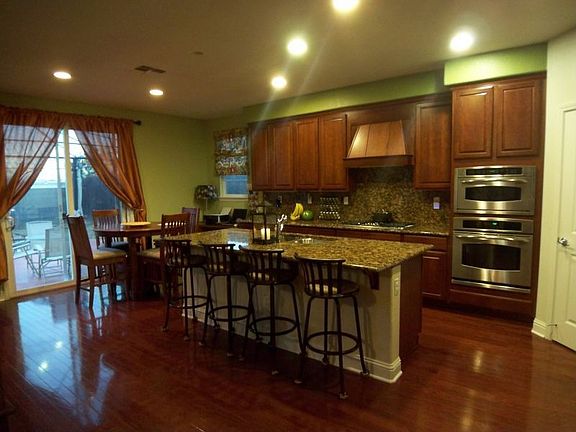 5th image of 2312 Hartland Cir
