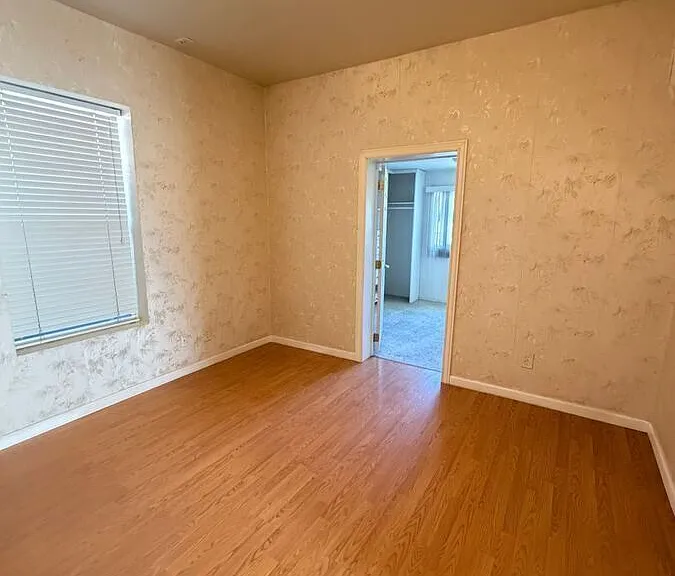 625 E Wilmington Ave — Photo 16