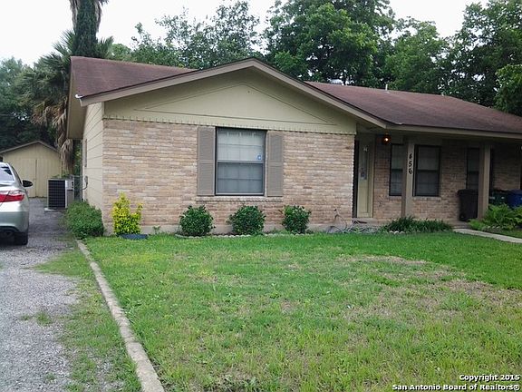 2nd image of 456 Hearne Ave