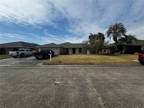 1140 Barbe Dr, Westwego, LA 70094
