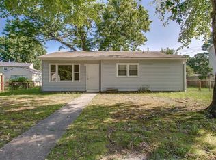 1424 Salton Dr, Chesapeake, VA 23325