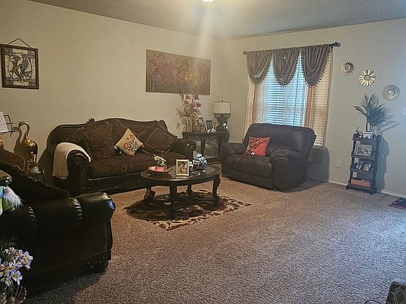 5th image of 2325 Gutierrez Dr