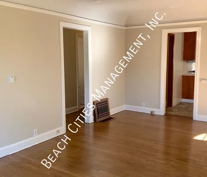 40 Glendora Ave — Photo 6
