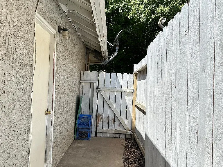 1836 Brahms Way — Photo 20