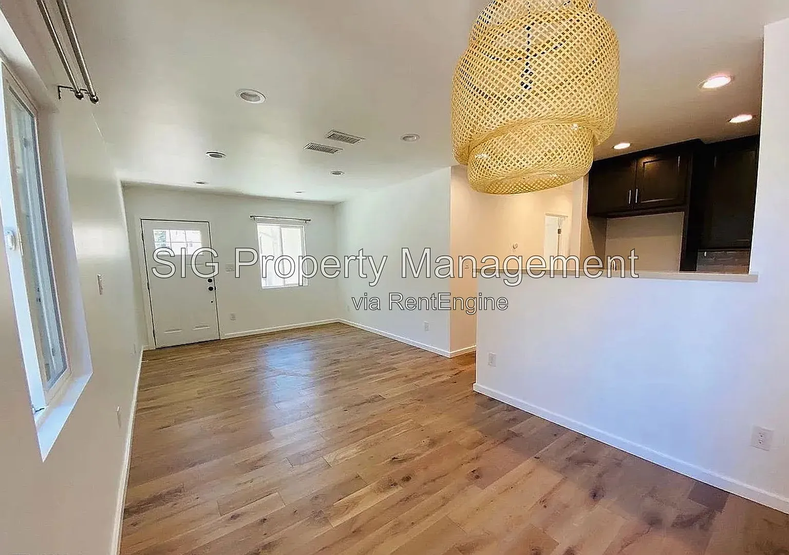 1 bed, 1.0 bath, 600 sqft, $2,295 — Photo 2